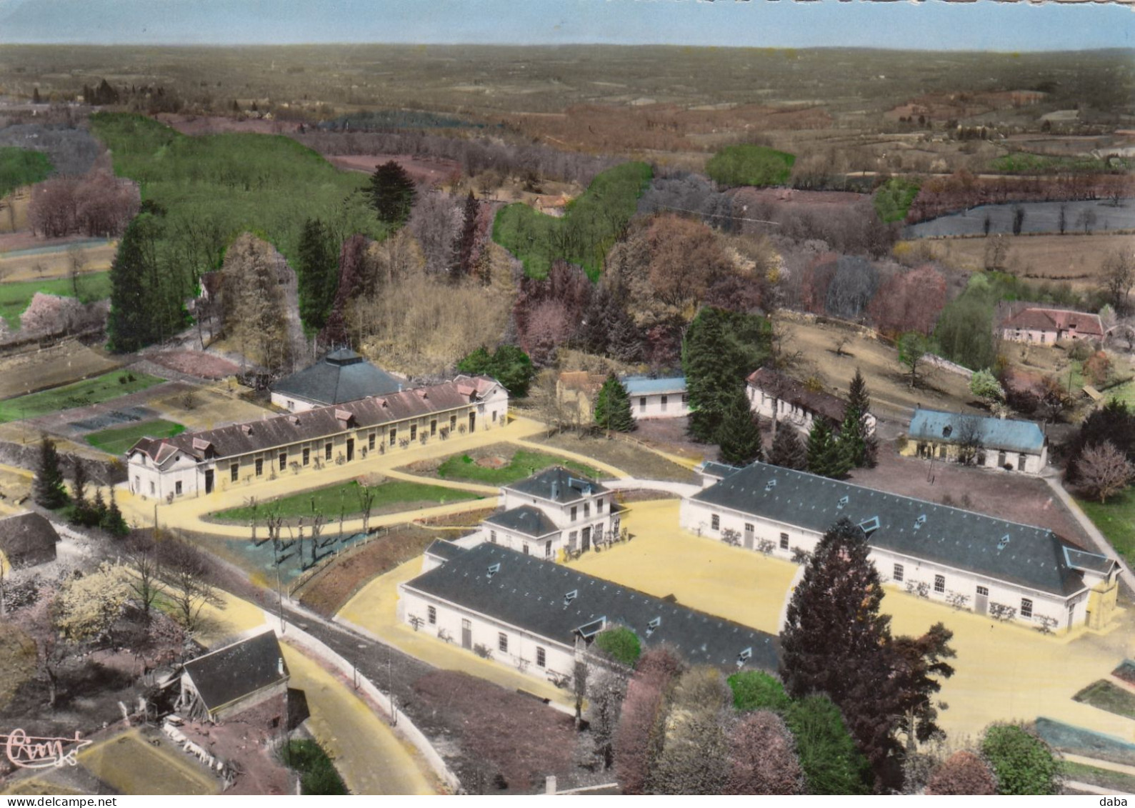 Pompadour.  Vue Aérienne.  Les Haras - Arnac Pompadour