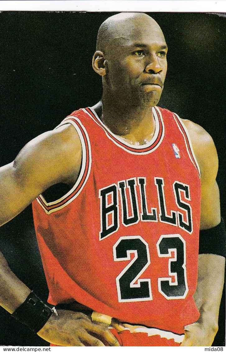 SPORTIF . MICHAEL JORDAN . BULLS 23 - Basketball