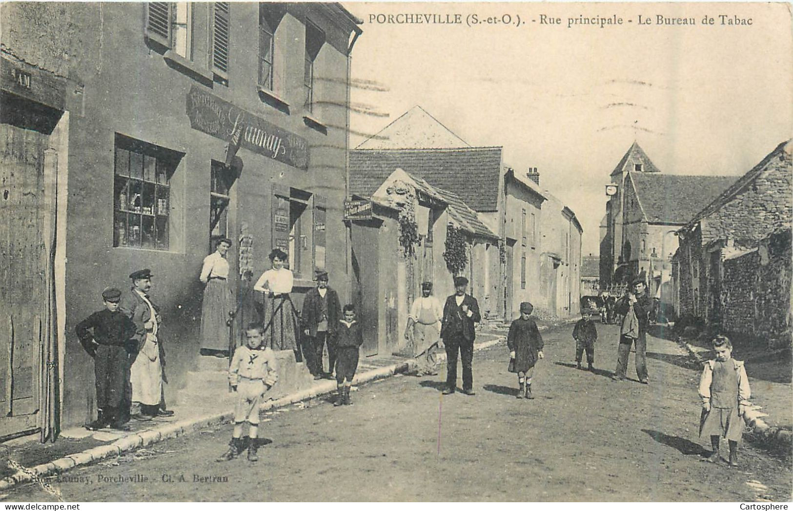 CPA 78 Yvelines PORCHEVILLE - Rue Principale Le Bureau De Tabac - Porcheville