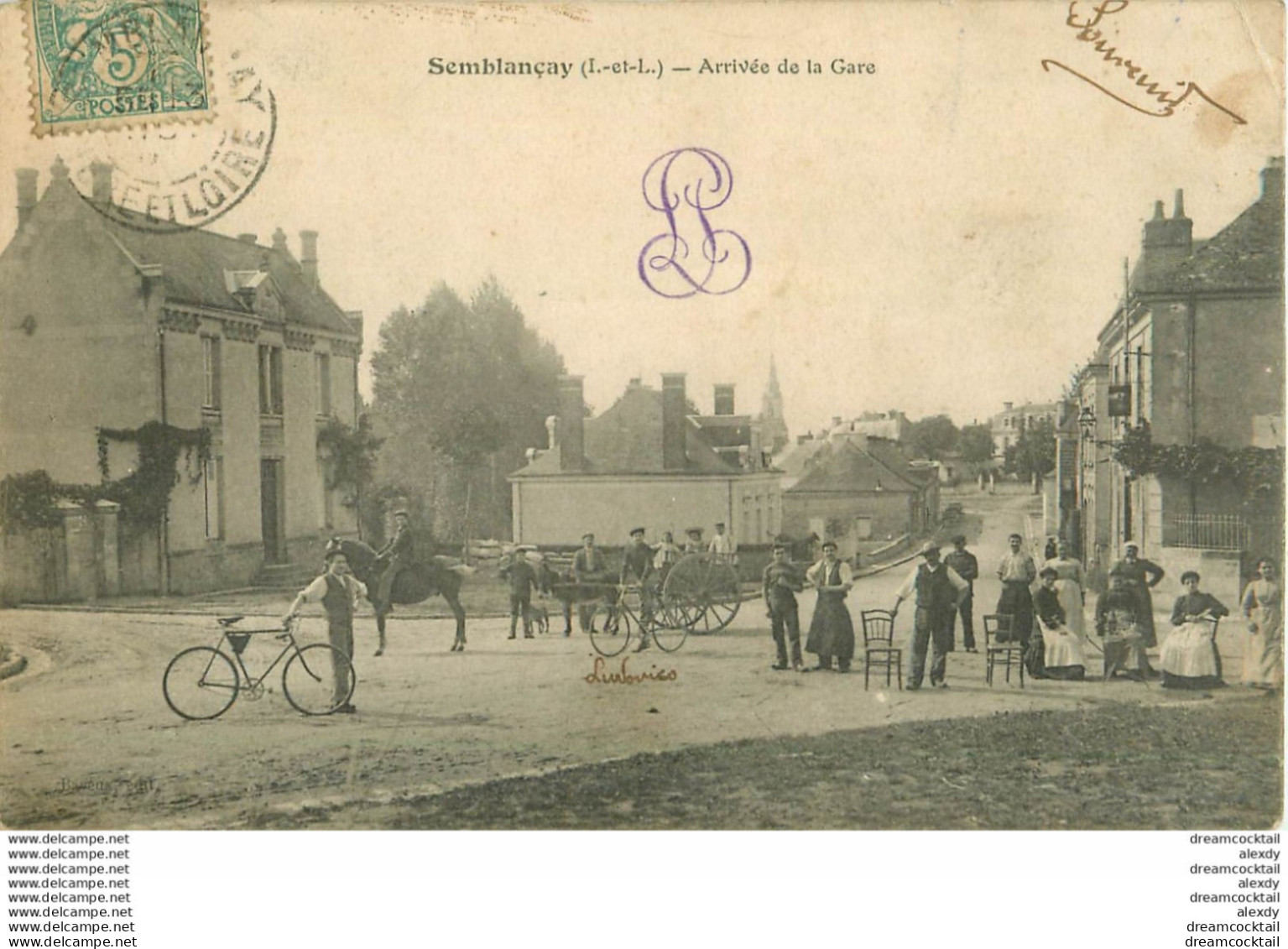 37 SEMBLANCAY. Arrivée De La Gare Attelage Et Cyclistes 1905 (minuscule Pli Coin Droit)... - Semblançay