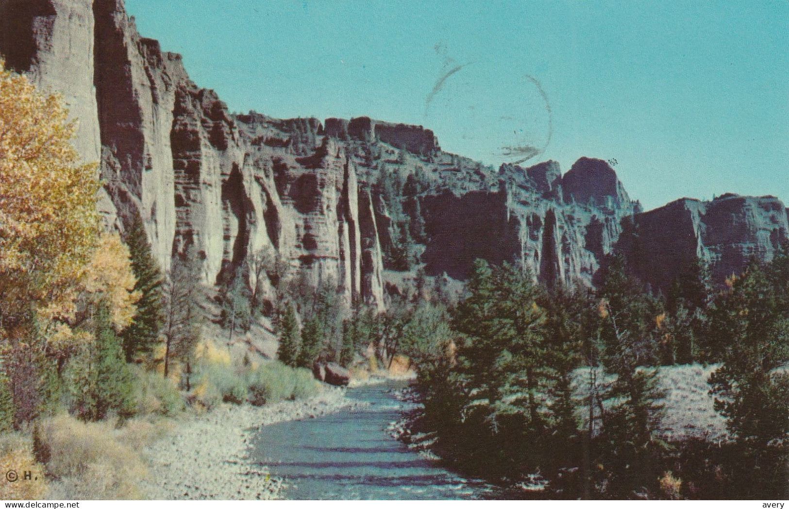 Shoshone River And Palisades Along The  Eastern Approach Road Between Cody, Wyoming And Yellowstone Park - Yellowstone