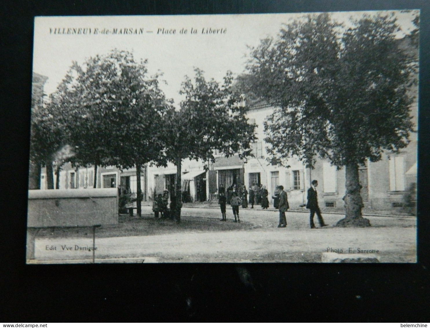 VILLENEUVE DE MARSAN                 PLACE DE LA LIBERTE - Villeneuve De Marsan