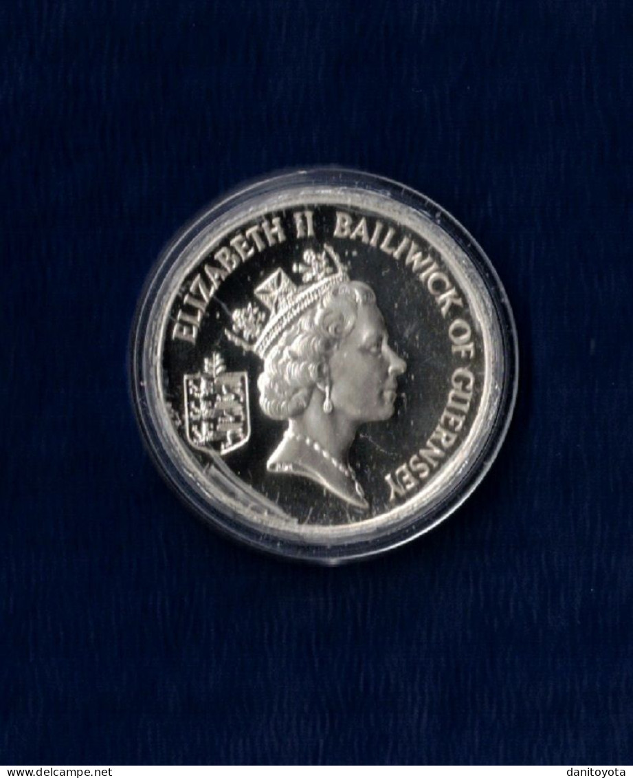 GUERNSEY AÑO 1987 ISABEL II 2 LIBRAS ESTERLINAS PLATA. - Guernesey