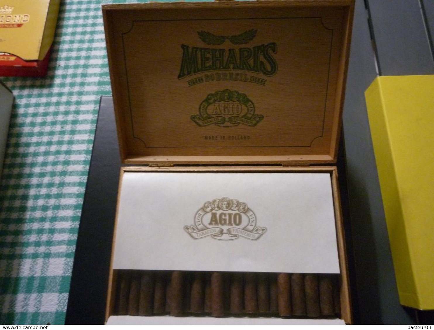 Cigares Marque Méhari Agio Fabriqué En Hollande  Avec Cigares Boite Bois En Très Bon état - Cigar Cases