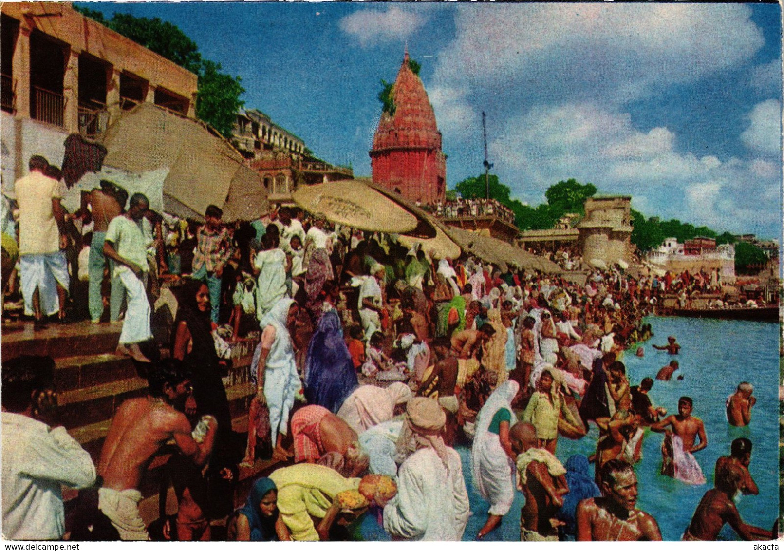 CPM Varanasi Festival Bath On A Ghat INDIA (1182490) - Inde