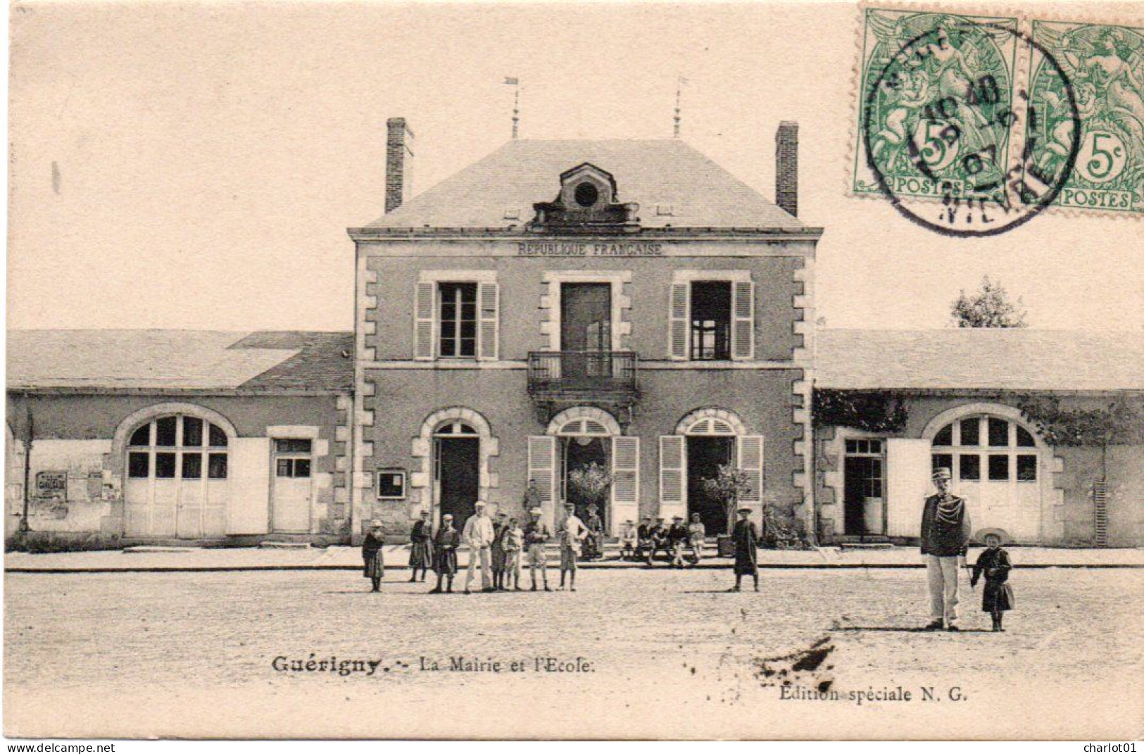 Guerigny La Mairie Et L'Ecole Correspondance De  Dijon - Guerigny