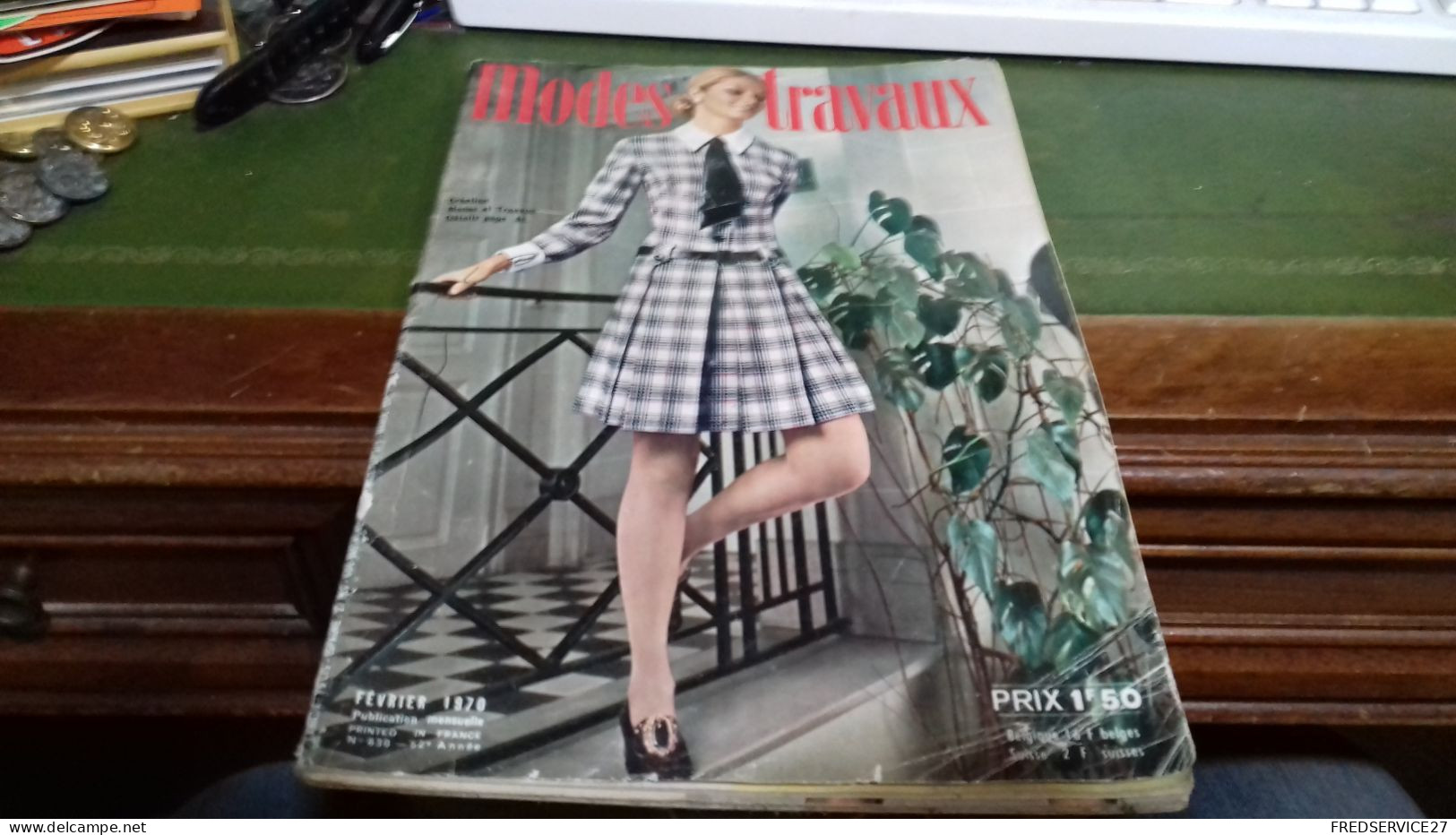 143 / MODES ET TRAVAUX N° 830 1970 - Fashion