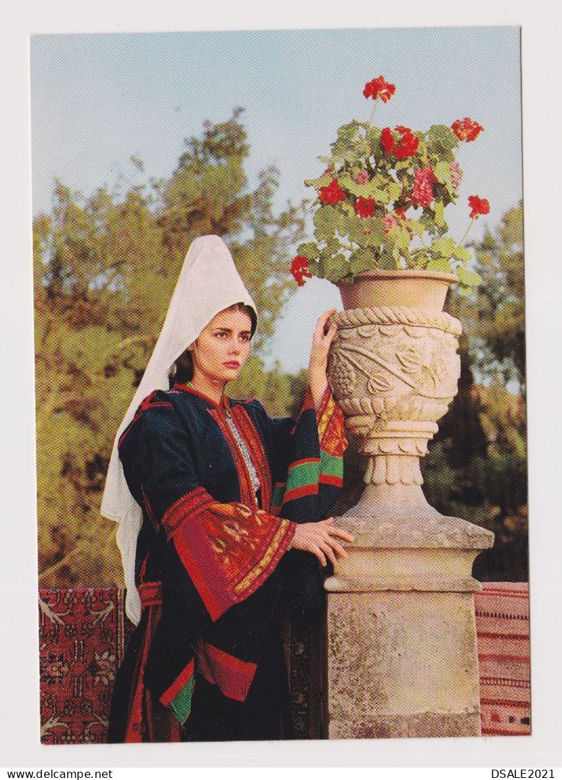 Young Woman, Woman From Bethlehem With Traditional Dress, Vintage Photo Postcard RPPc (L66917) - Pin-Ups