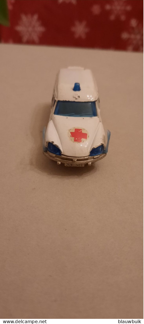 Majorette #206 Citroën DS 21 Ambulance - Majorette