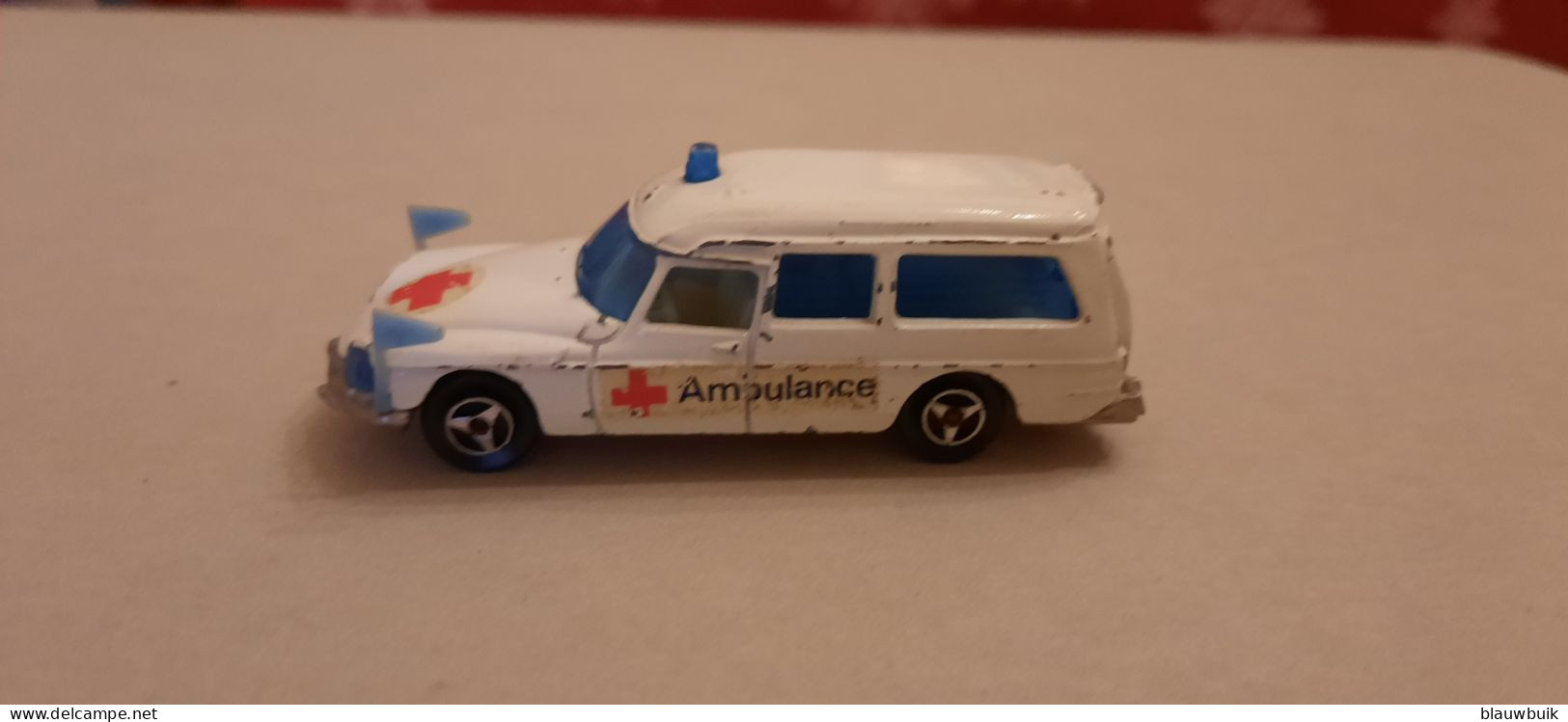 Majorette #206 Citroën DS 21 Ambulance - Majorette