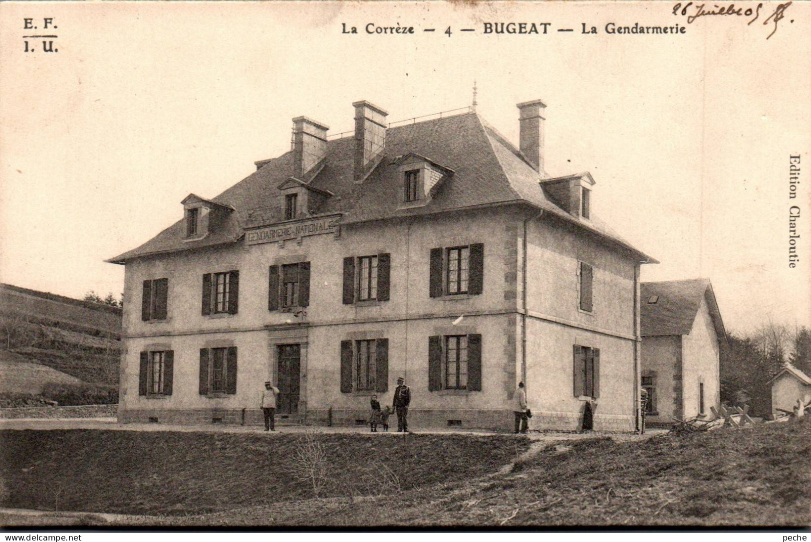 N°119343 -cpa Bugeat -la Gendarmerie- - Police - Gendarmerie