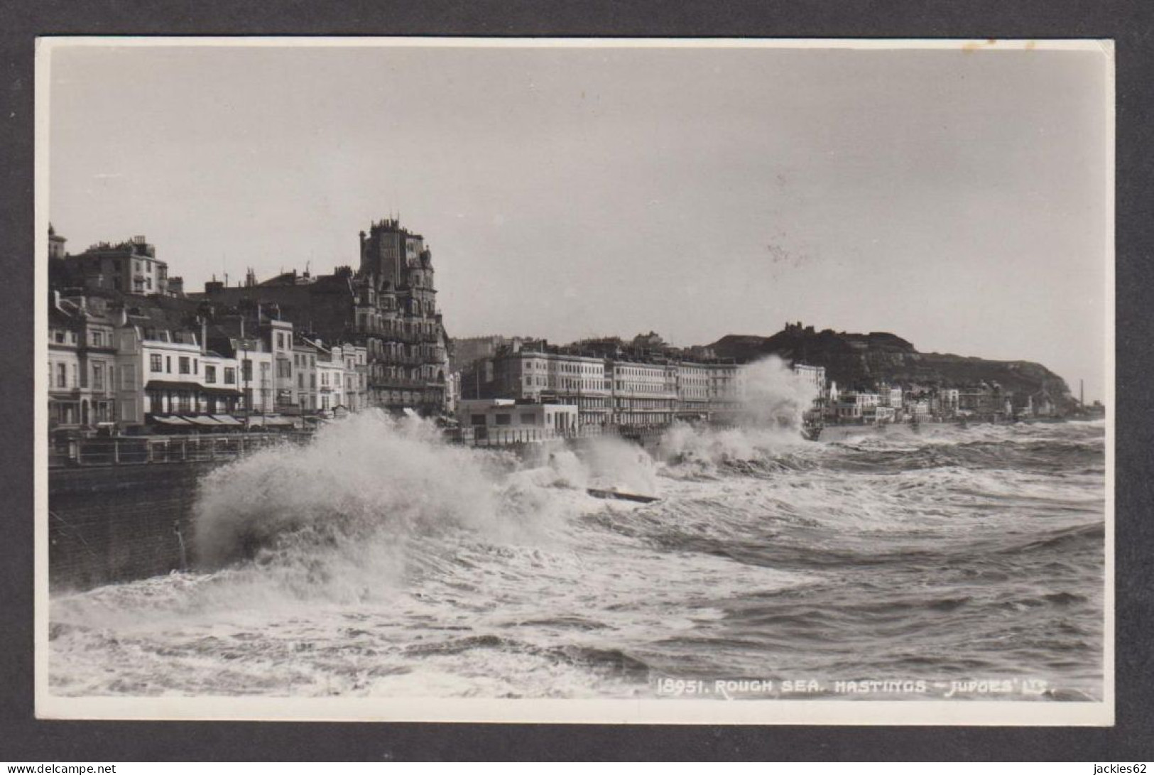 111136/ HASTINGS, Rough Sea - Hastings