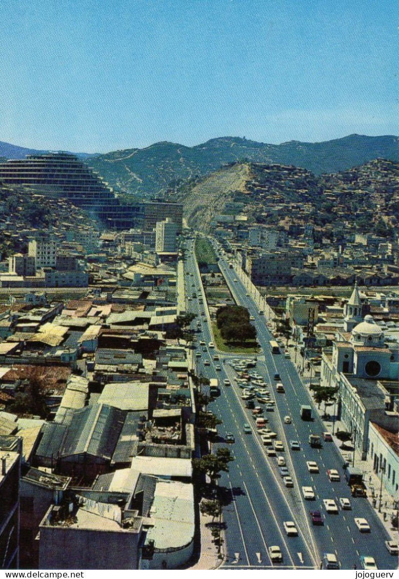 Caracas Venezuela Avenue Of The Armed Forces And Hehelicold Bulding - Venezuela