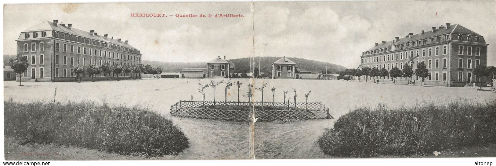 Héricourt : Carte Panoramique Double Format : Quartier Du 4ème D'artillerie (Editeur Non Mentionné) - Héricourt