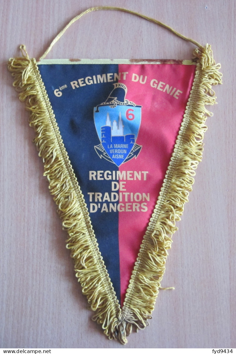 Fanion Du 6e Régiment De Génie - Banderas