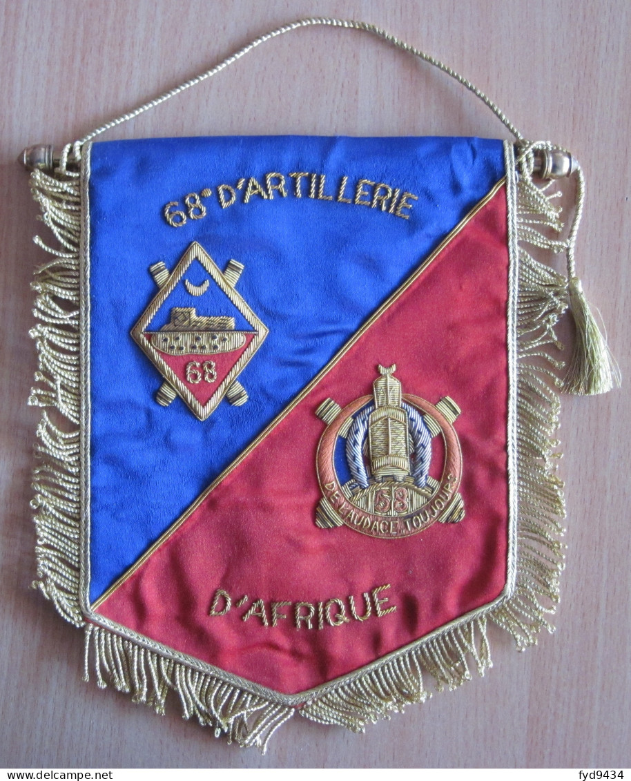 Fanion Du 68e Régiment D'Artillerie D'Afrique - Drapeaux