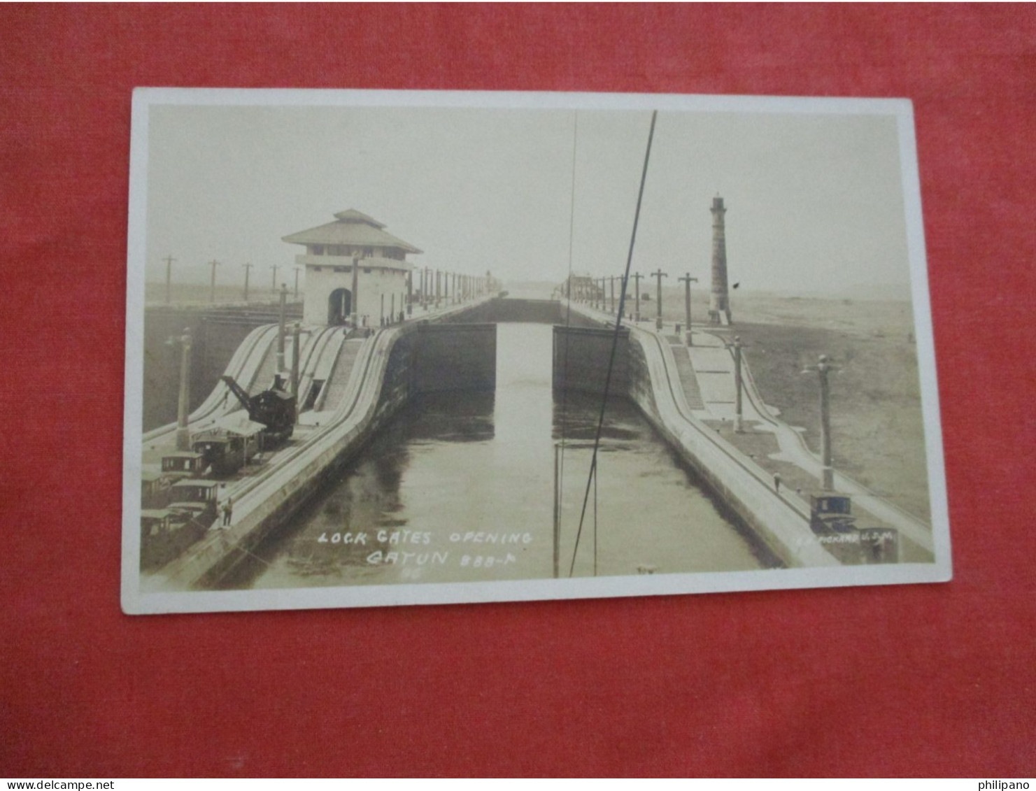 RPPC.  Lock Gates Opening Gatun Panama  Canal   Ref 6262 - Panama