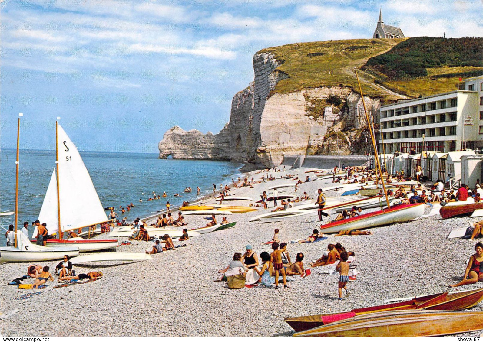 76 - Etretat - La Plage Et La Falaise D'Amont - Etretat