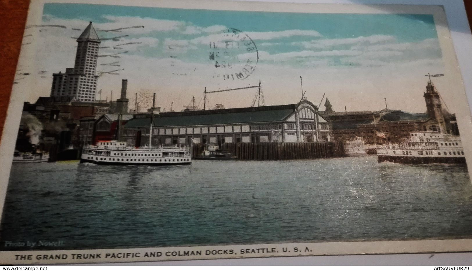 CARTE POSTALE SEATTLE THE GRAND TRUNK  PACIFIC AND COLMAN DOCKS 1927 PHOTO NOWELL EDITION C.P JOHNSTON - Seattle