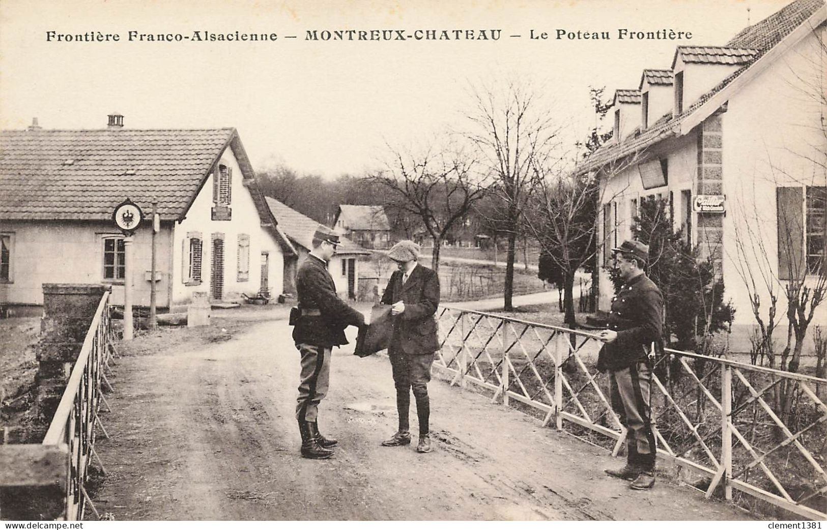 Montreux Chateau Le Poteau Frontiere - Danjoutin