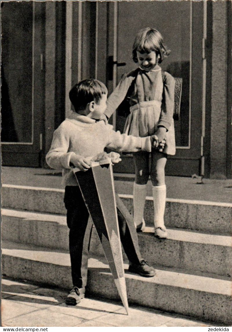 G8189 - Glückwunschkarte Schulanfang - Kinder Junge Mädchen Zuckertüte - Verlag Reichenbach DDR - Primo Giorno Di Scuola