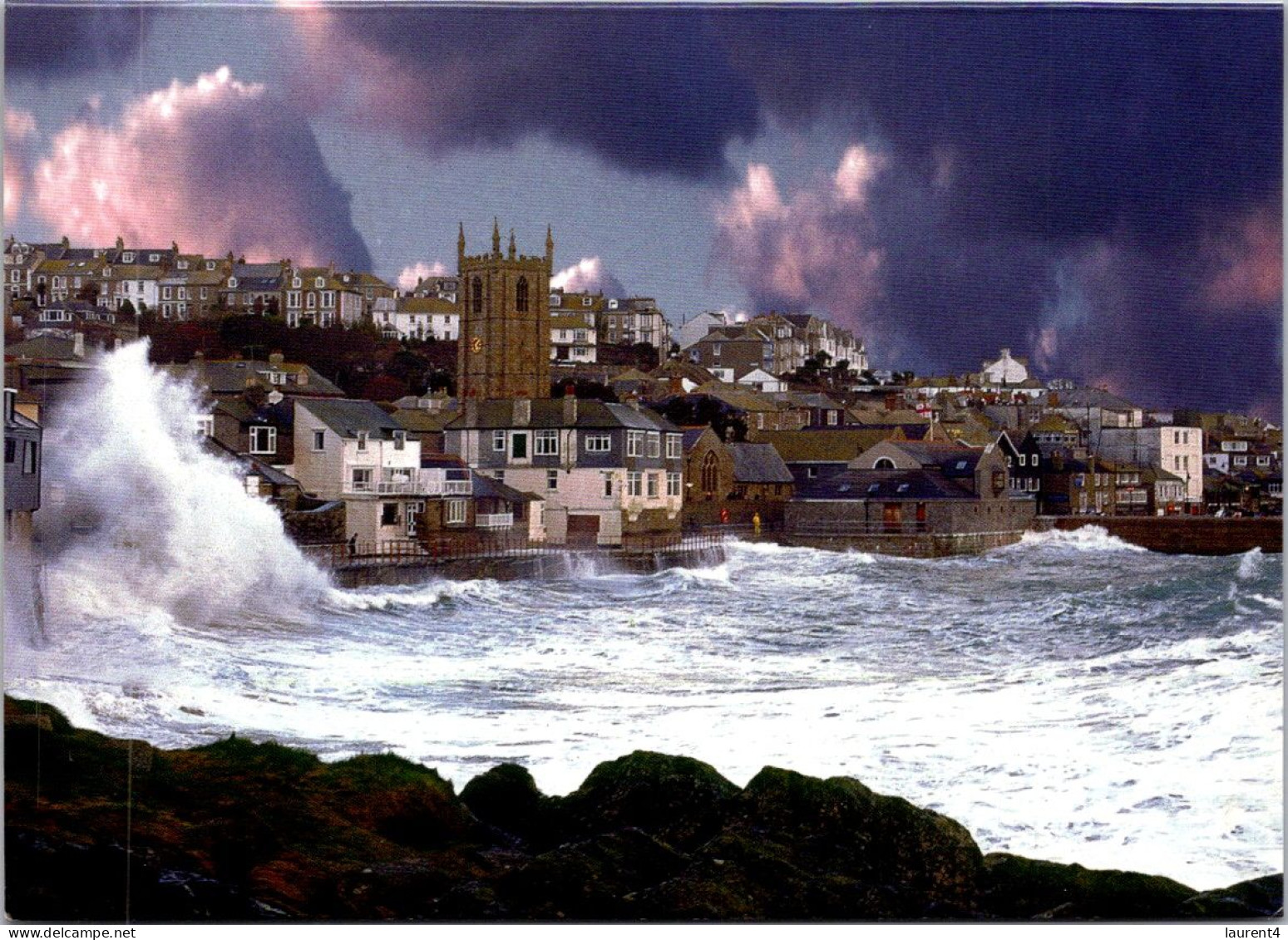 4-12-2023 (1 W 20) UK - Winter Storm In St Ives - St.Ives