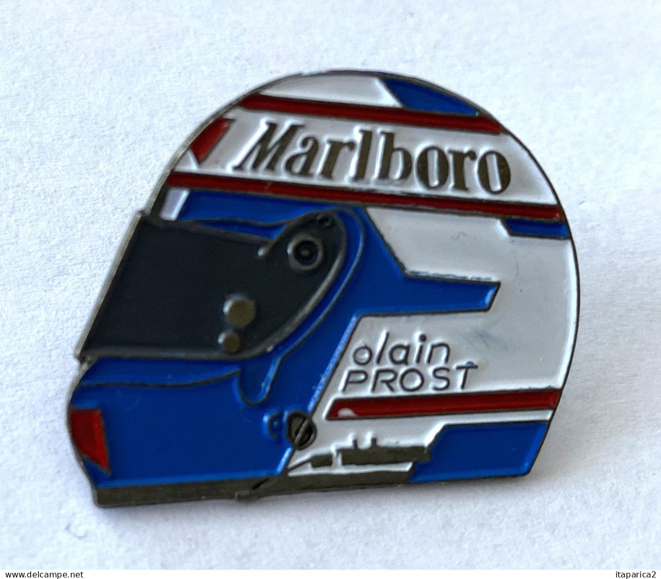 PINS  SPORT AUTOMOBILE  F1 Casque A PROST Cigarettes MARLBORO / 33NAT - F1