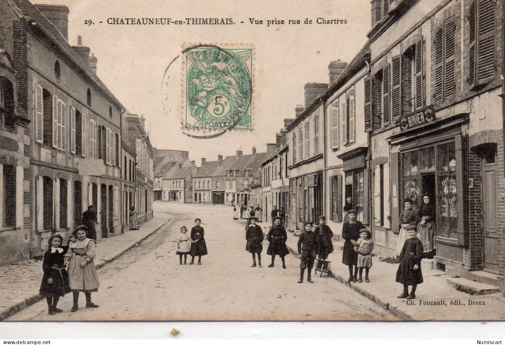 Châteauneuf-en-Thimerais Animée Rue De Chartres Commerces - Châteauneuf
