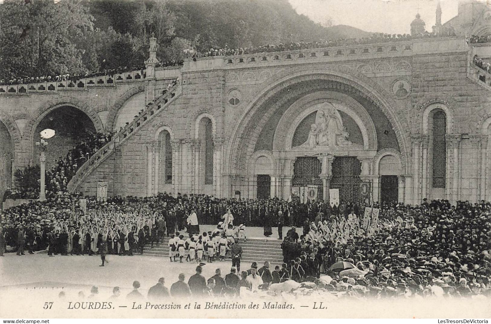 FRANCE - Lourdes - La Procession Et La Bénédiction Des Malades - LL - Animé - Carte Postale Ancienne - Lourdes