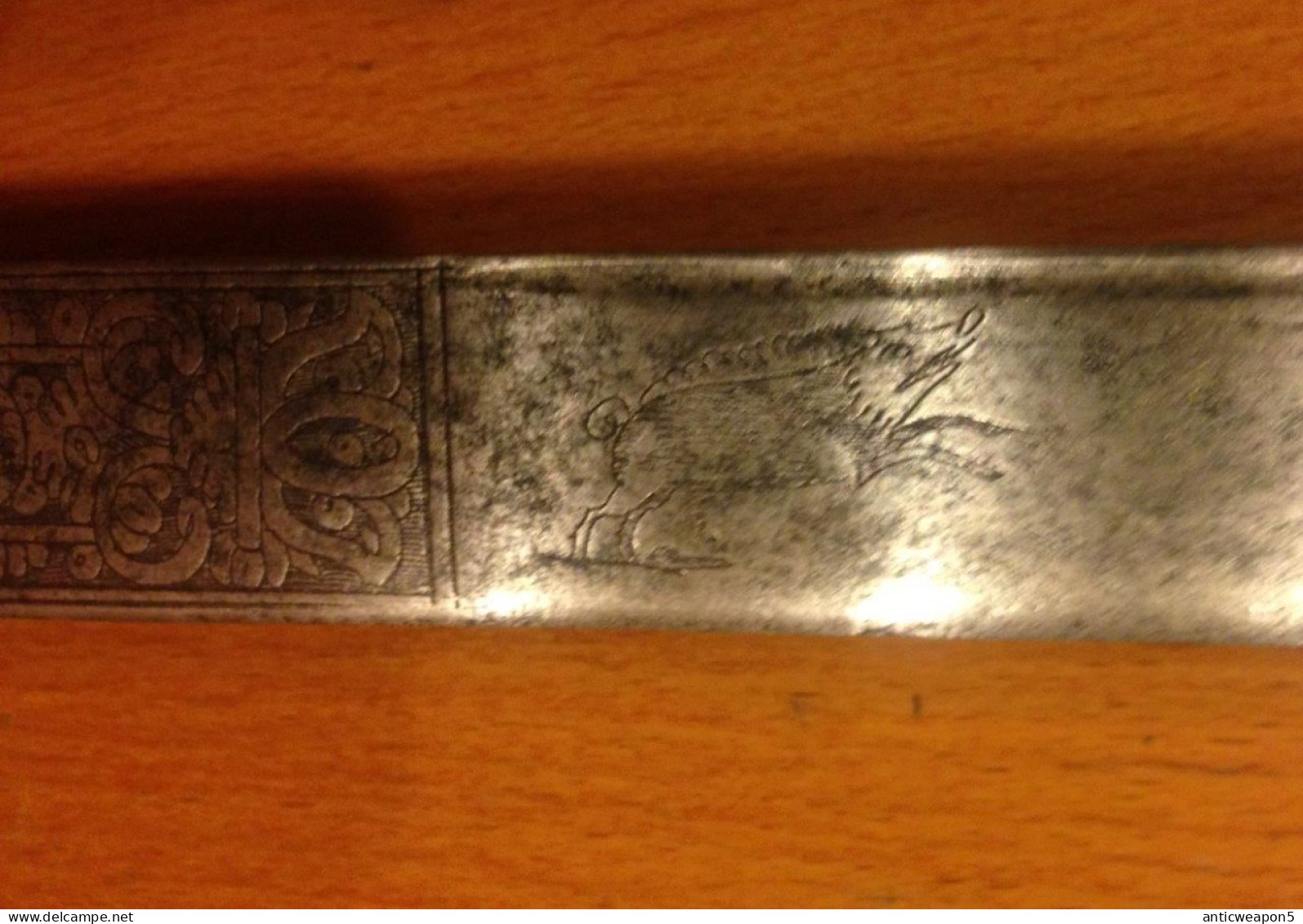 Tesak hunting with ox motifs on the blade Italy M1780 (T313)