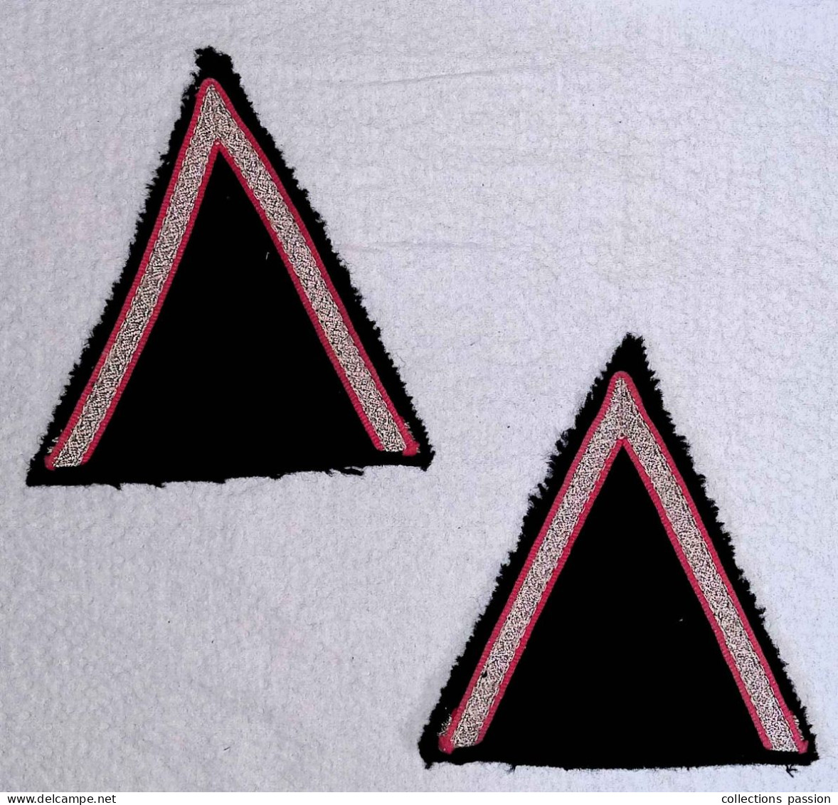 Militaria, Paire De Grade De Bras, 100 X 90 Mm , 2 Scans, LOT DE 2 - Patches