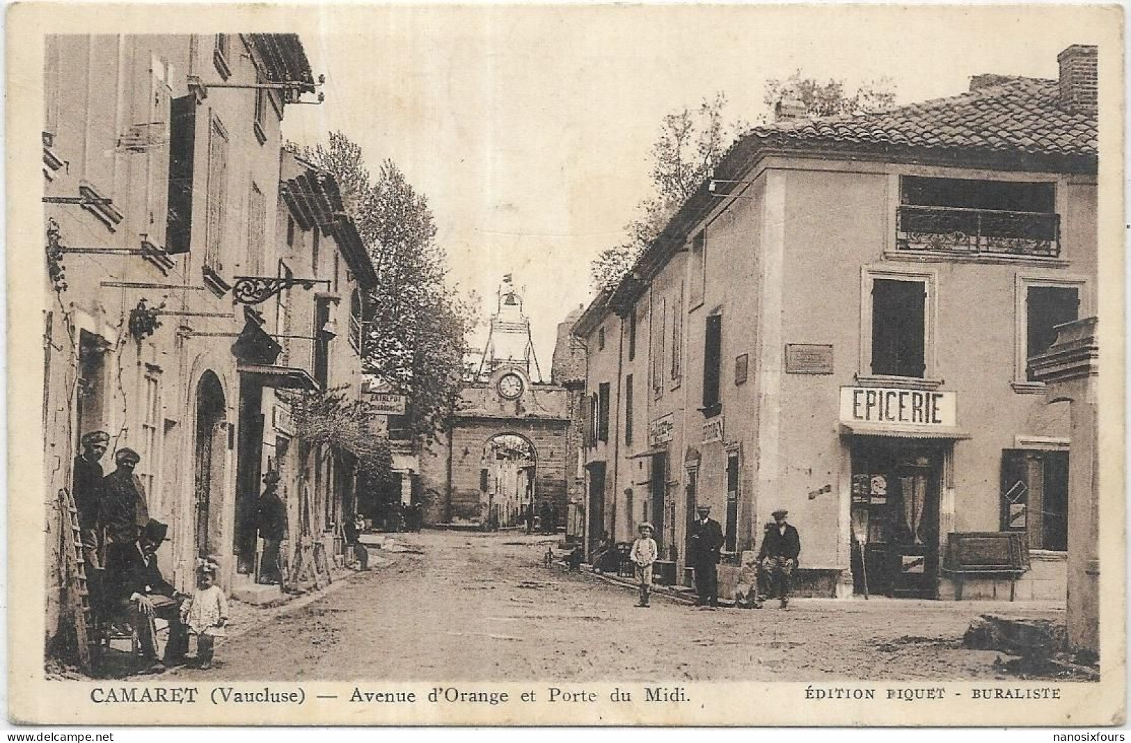 D 84.CAMARET. AVENUE D ORANGE ET PORTE DU MIDI   CARTE ECRITE - Camaret Sur Aigues