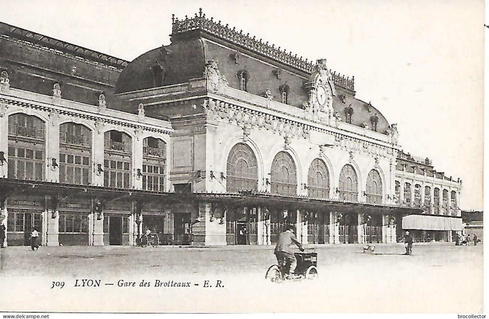 LYON ( 69 ) - Gare Des Brotteaux - Gares - Sans Trains