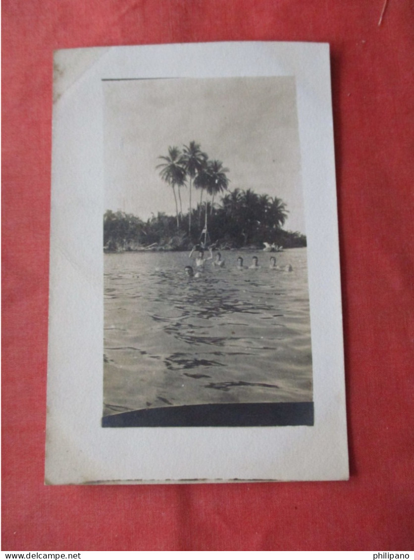 RPPC. Swimming.    Cuba      Ref 6264 - Cuba