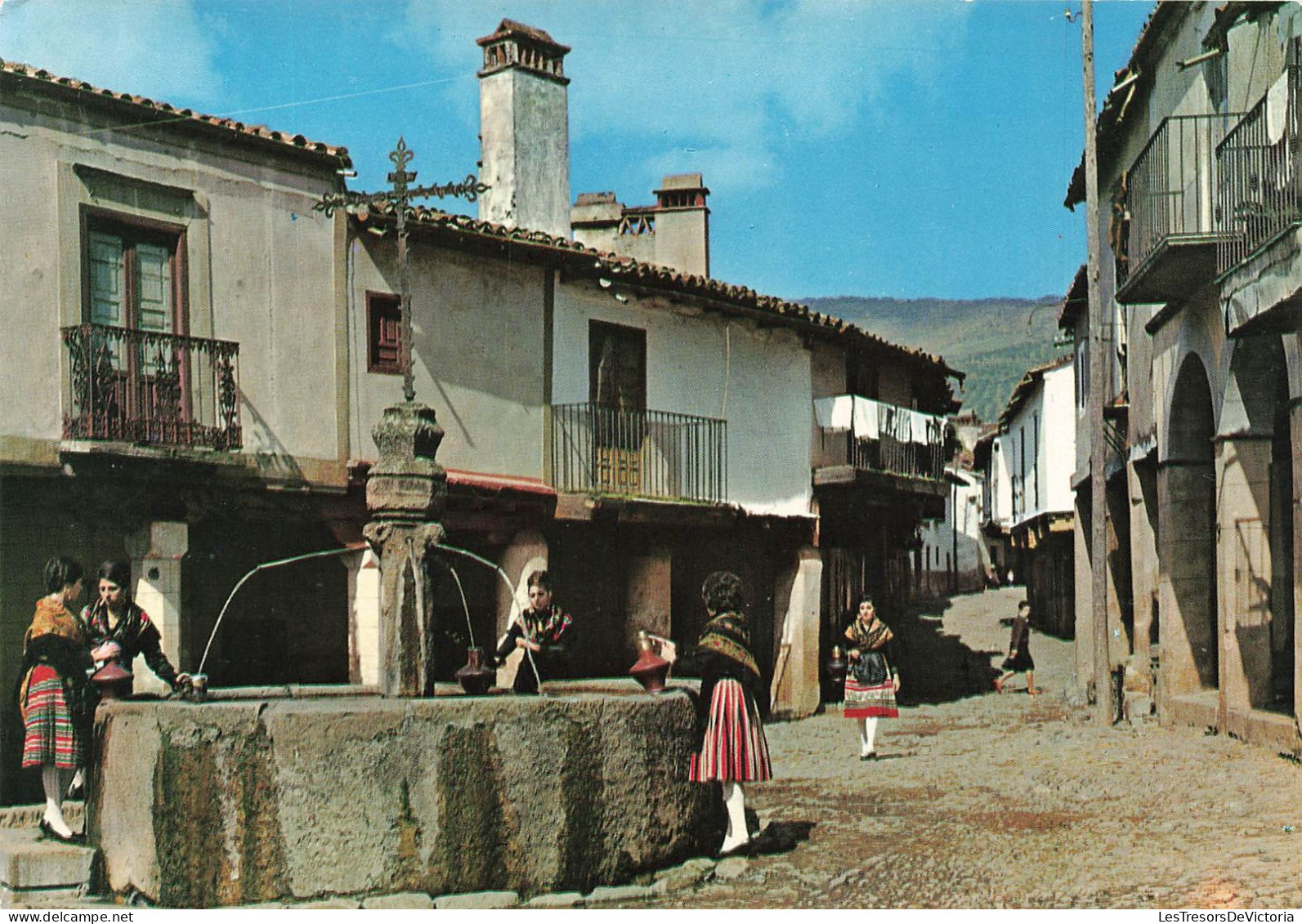 ESPAGNE - Guadalupe - Fontaine Des Trois Jets - Carte Postale Récente - Cáceres