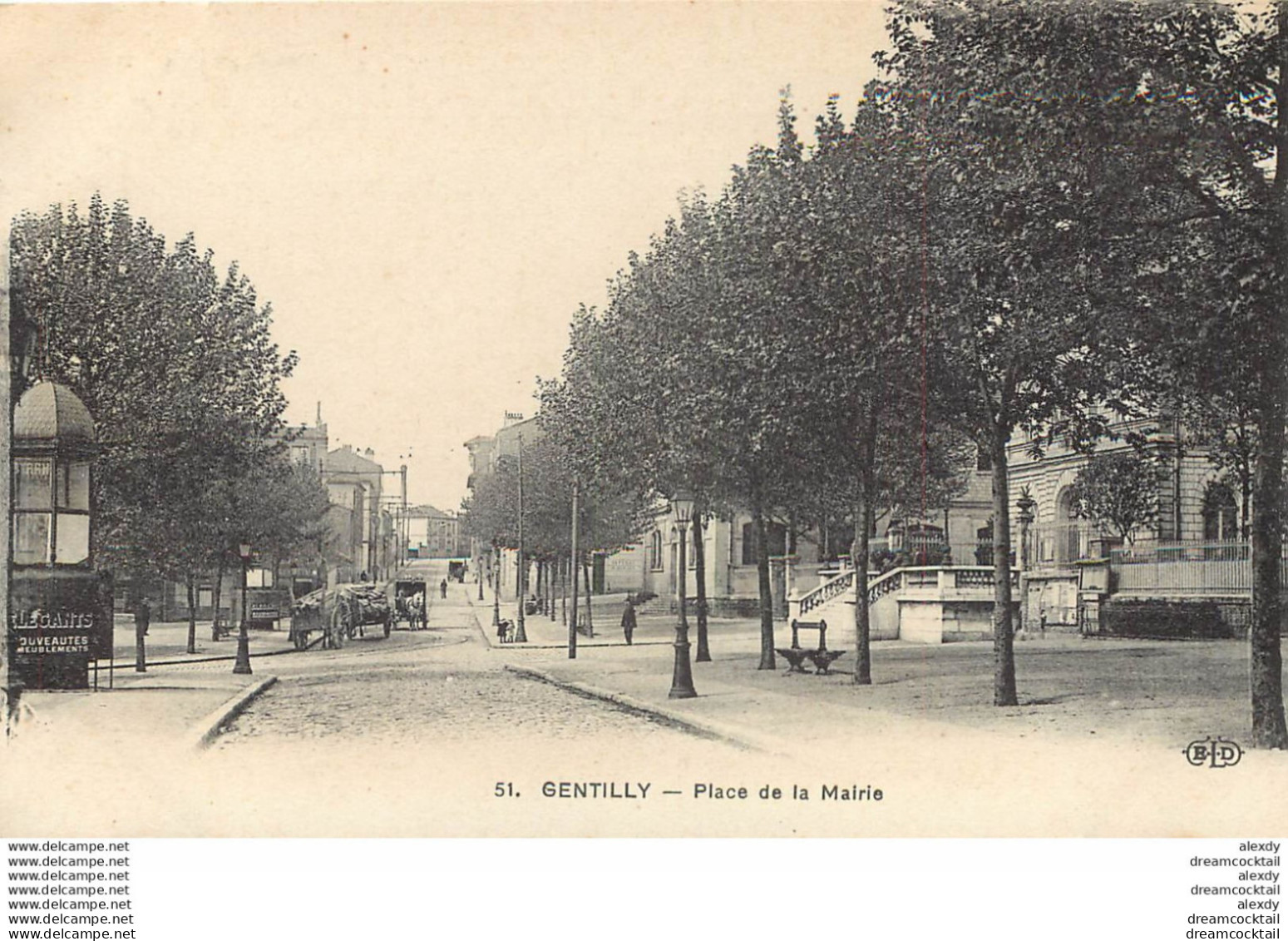 94 GENTILLY. Vespasiennes Place De La Mairie - Gentilly