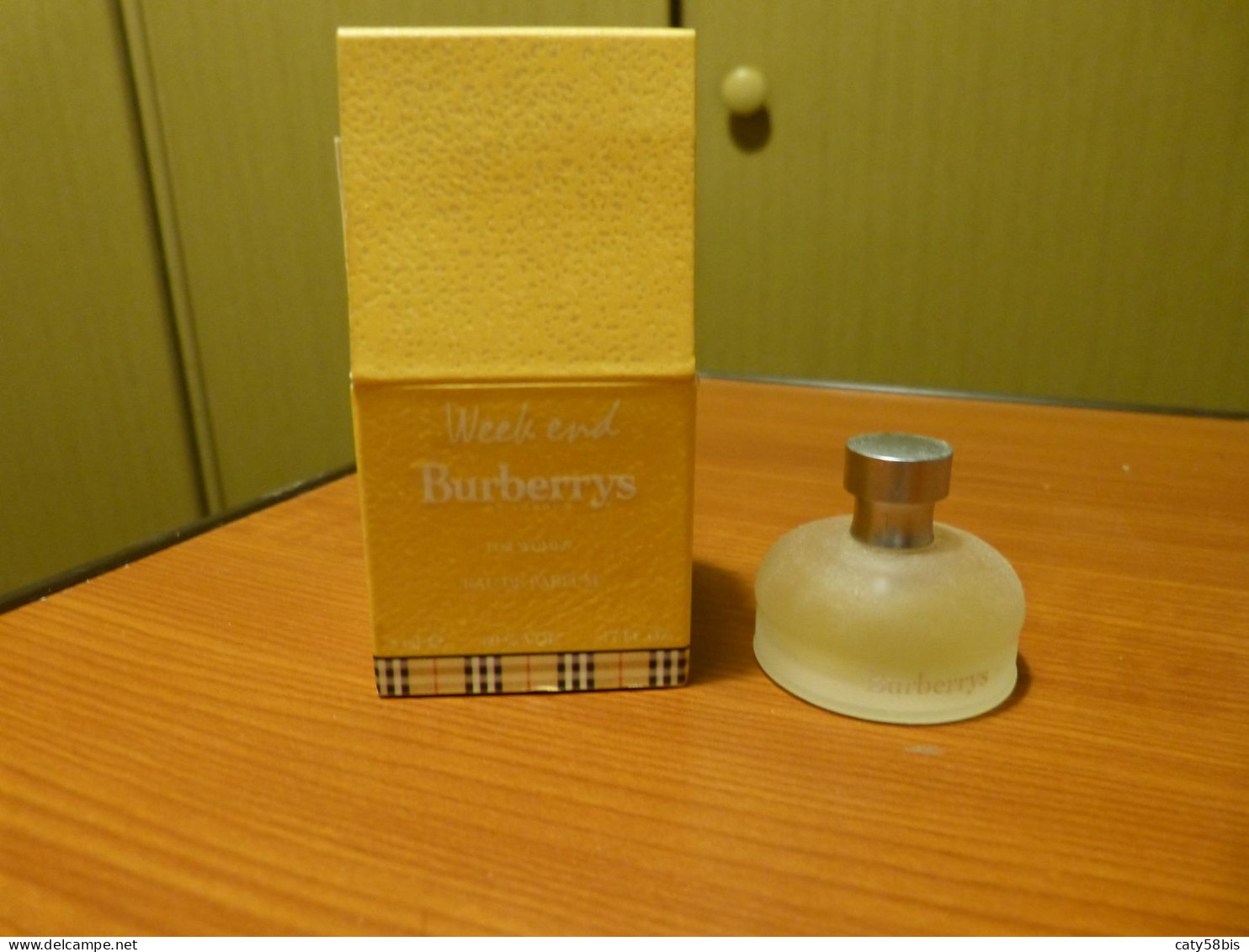 Miniature Parfum Avec Boite Burberry - Miniatures Womens' Fragrances (in Box)