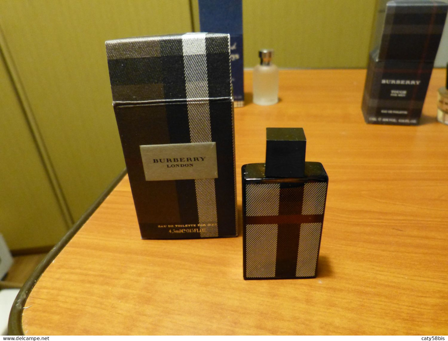 Miniature Parfum Avec Boite Burberry - Miniatures Men's Fragrances (in Box)
