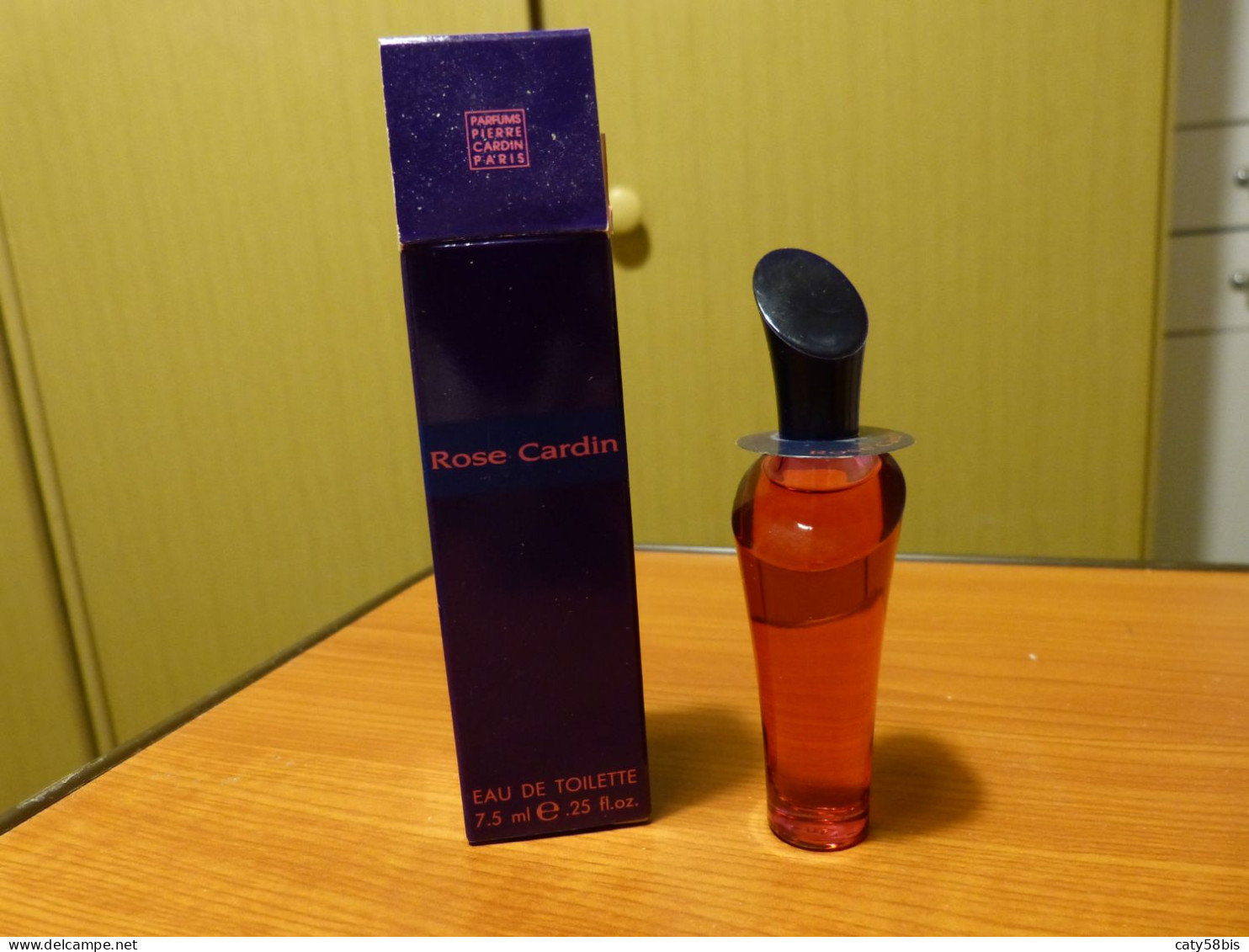 Miniature Parfum Avec Boite Cardin - Miniatures Femmes (avec Boite)