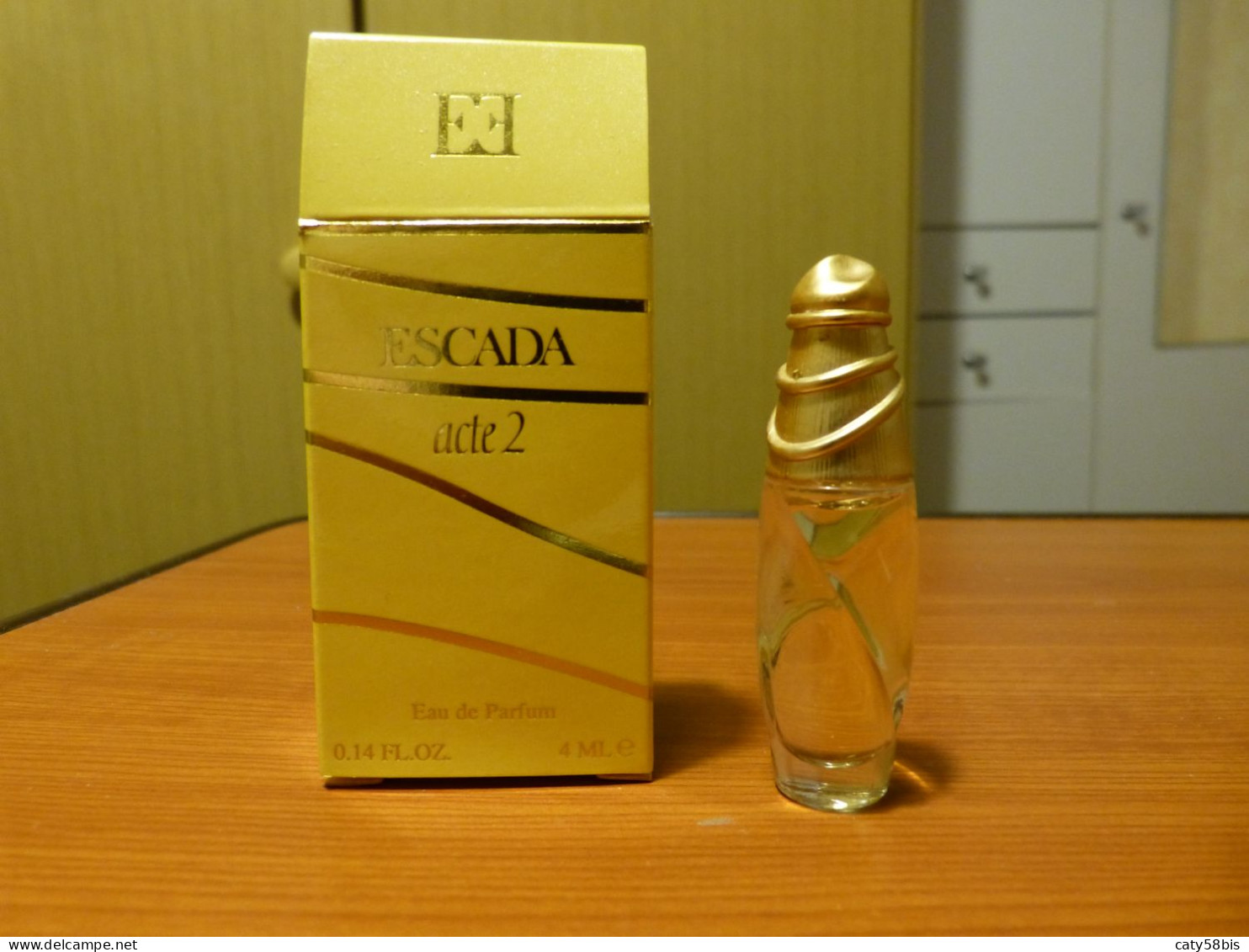 Miniature Parfum Avec Boite Escada - Miniaturen Damendüfte (mit Verpackung)