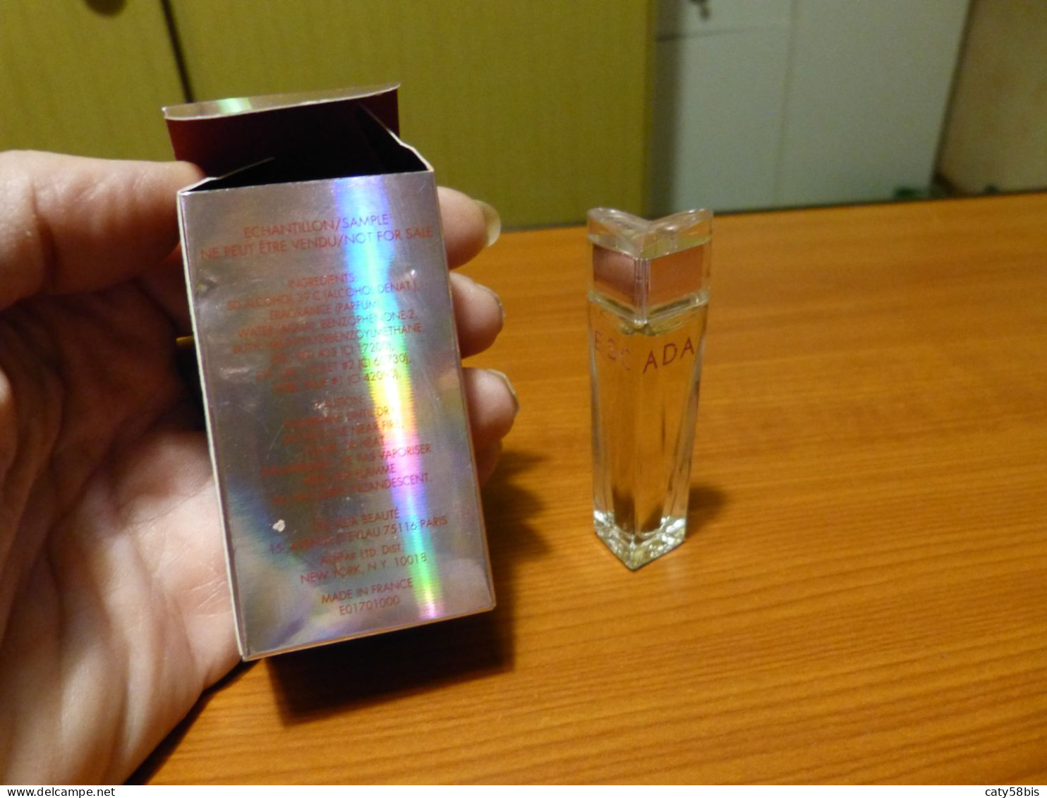 Miniature Parfum Avec Boite Escada - Miniaturen Damendüfte (mit Verpackung)
