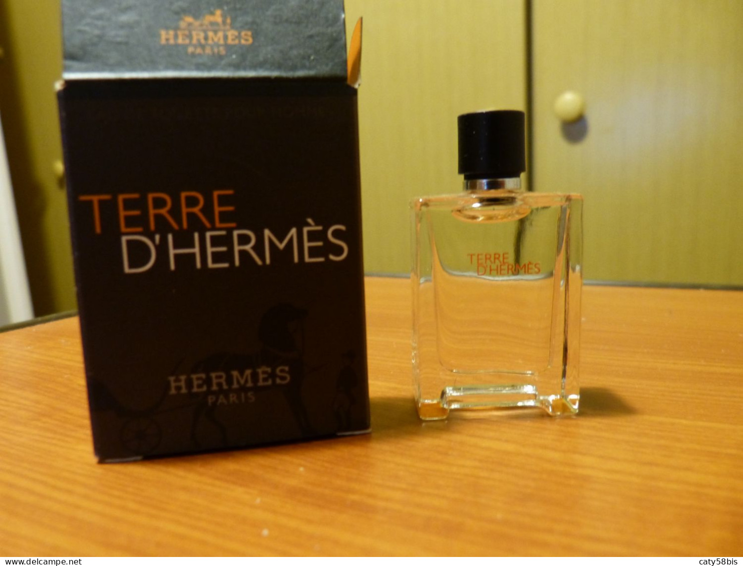 Miniature Parfum Avec Boite Hermes - Miniaturen Flesjes Heer (met Doos)