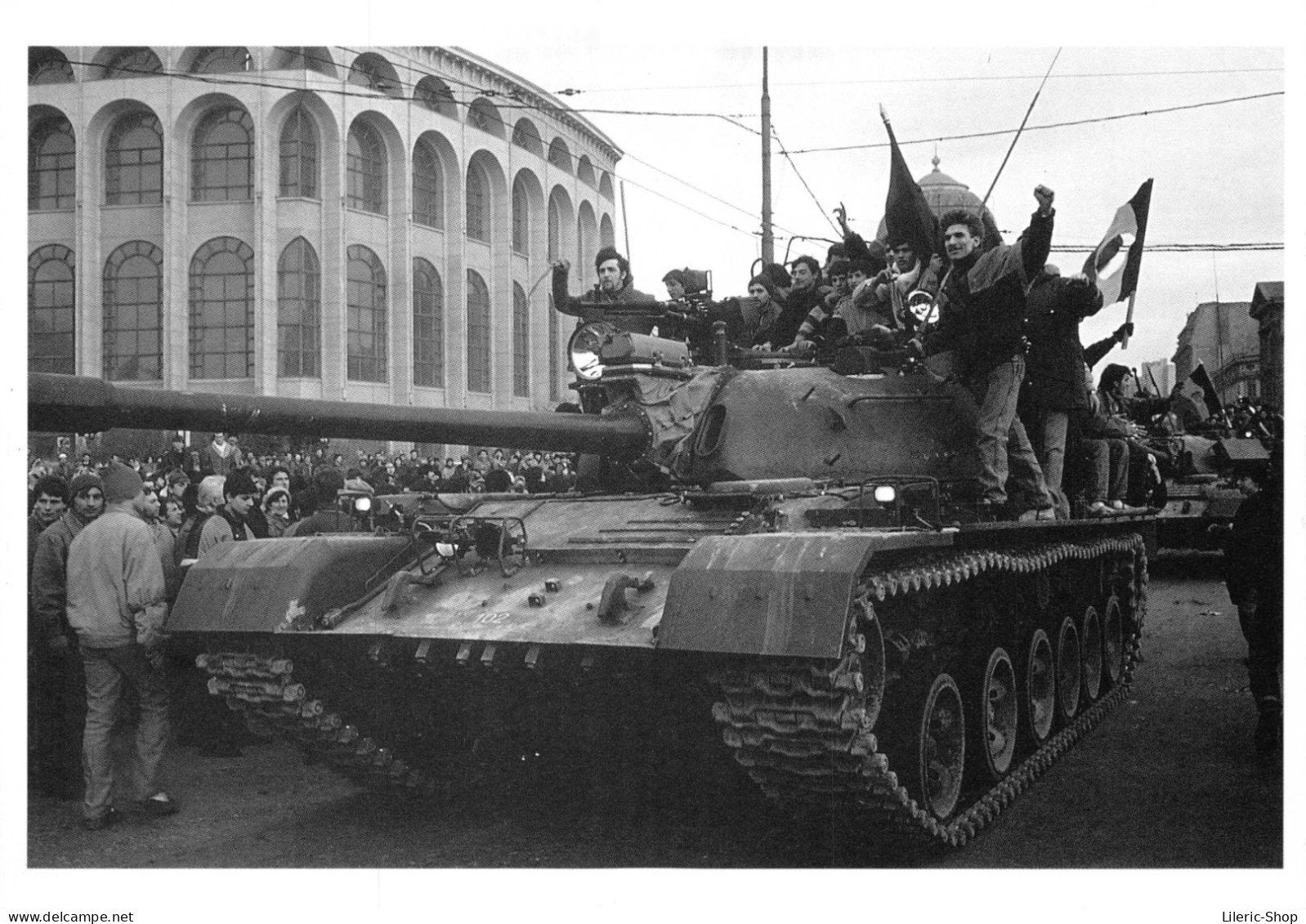 Roumanie / Bucarest  Le 23 Décembre 1989 # Char D'assaut # Cpm - Romania