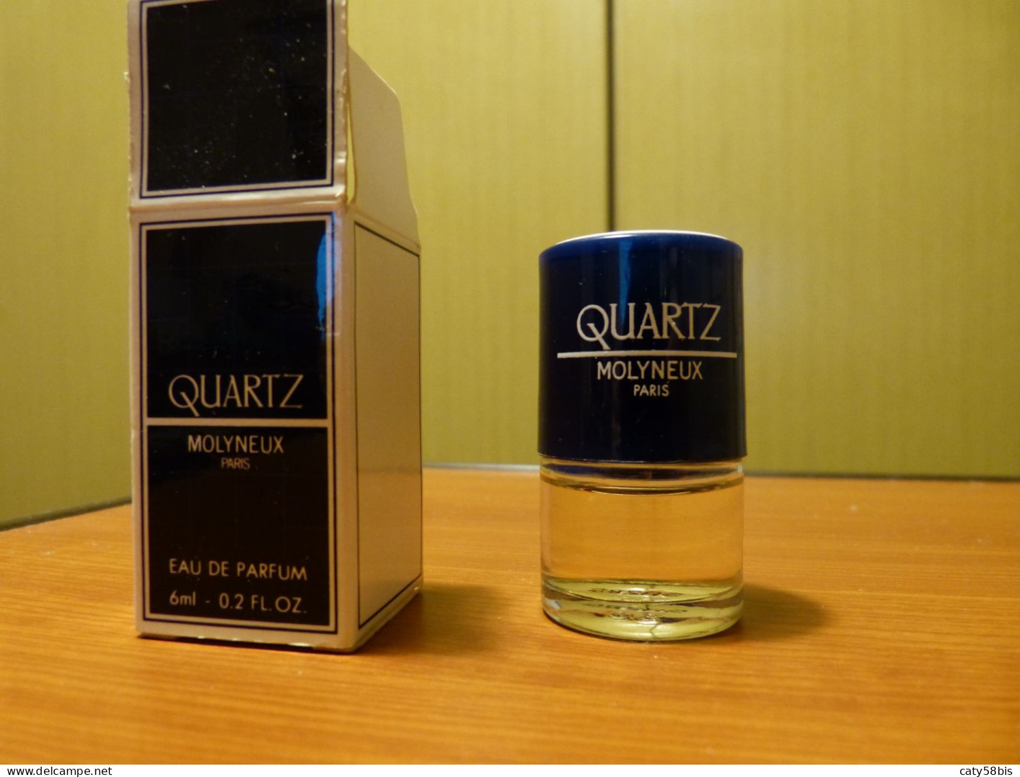 Miniature Parfum Avec Boite Molyneux - Zonder Classificatie