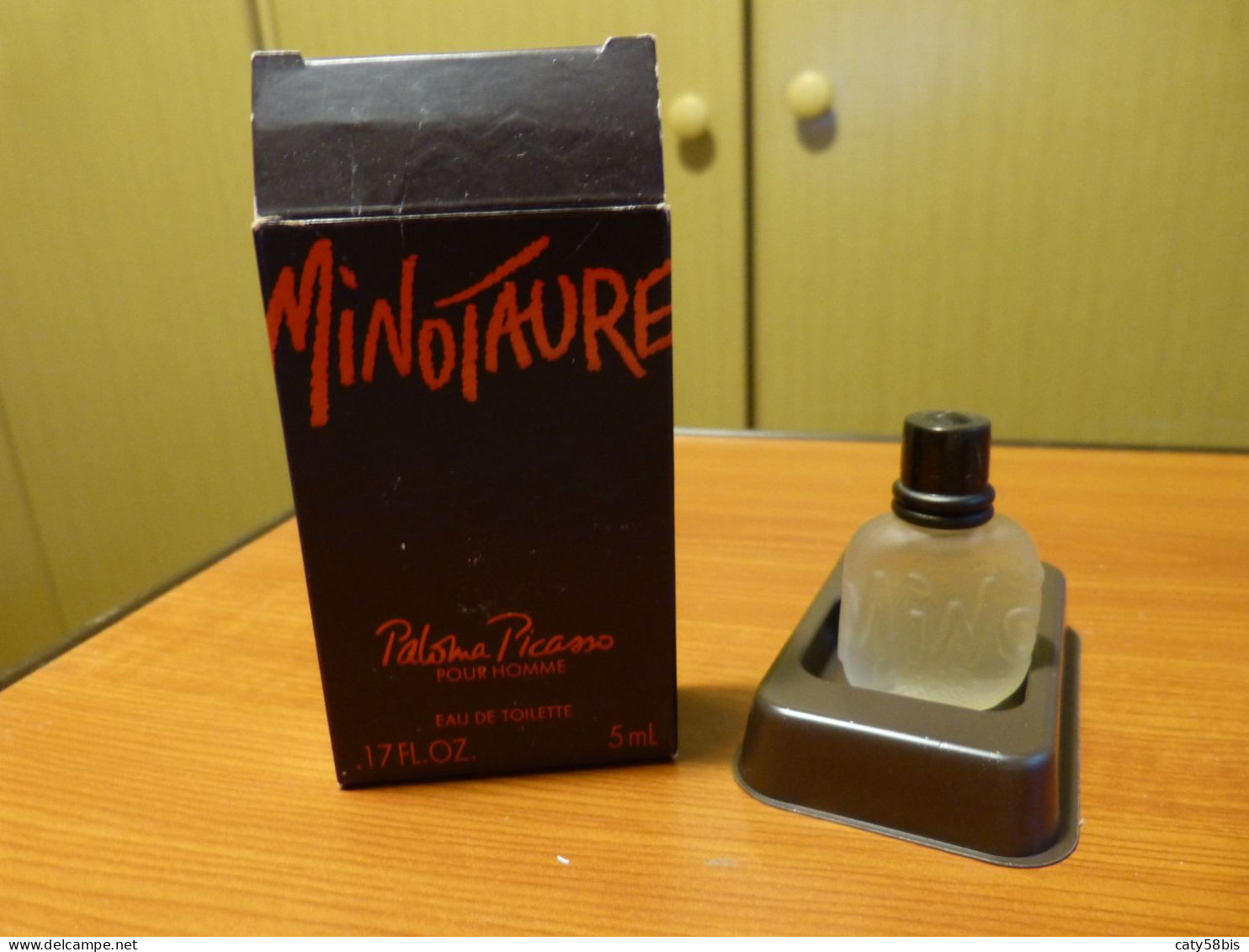 Miniature Parfum Avec Boite Picasso - Non Classés