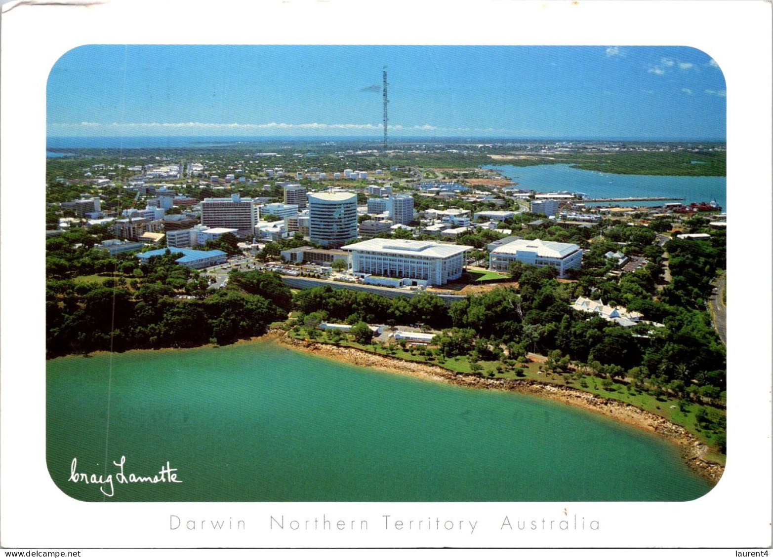 5-12-2023 (1 W 21)  Australia - NT - Darwin (with Dolphin Stamp) Thin Fold On Thecard - Darwin