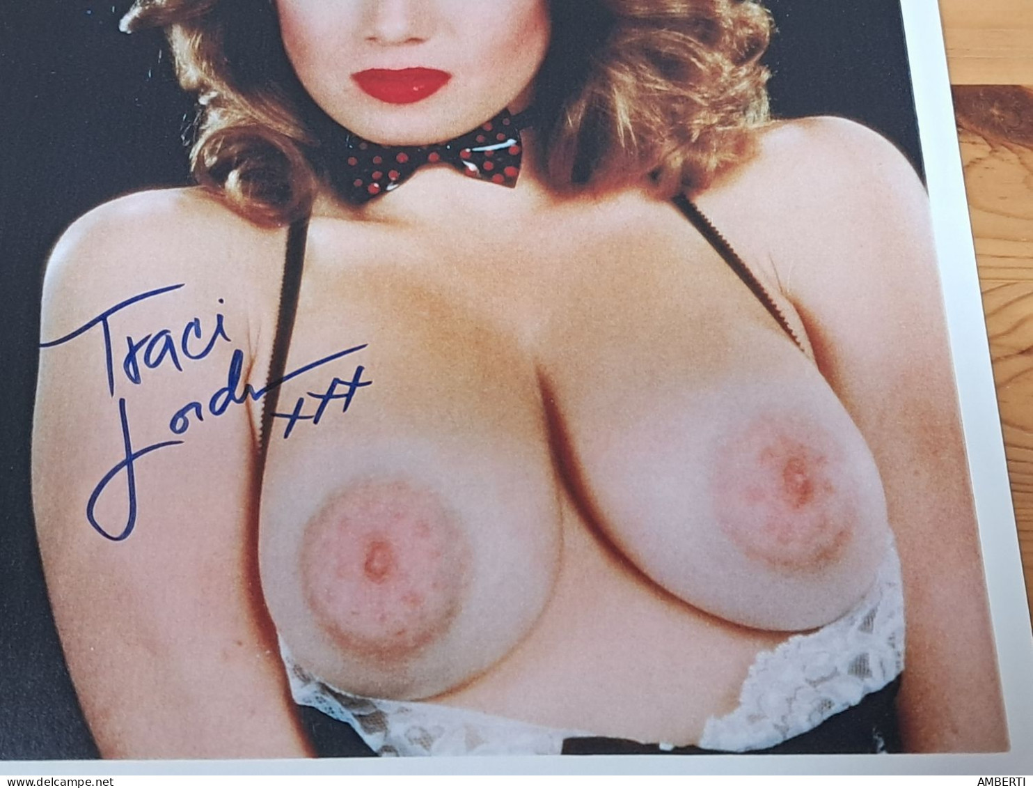 Traci Lord Autografo - Autógrafos