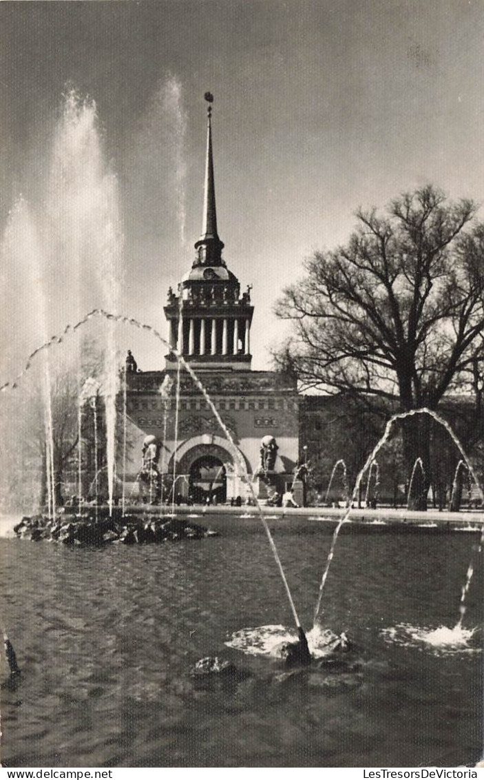 RUSSIE - Vue Sur Le Jardin De L'Amirauté De Saint Pétersbourg - Carte Postale Ancienne - Russia