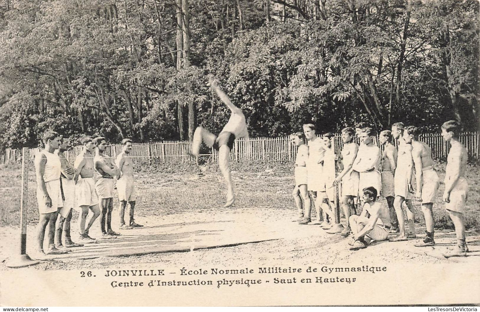 MILITARIA - Ecole Normale Militaire De Gymnastique - Saut En Hauteur - Joinville - Carte Postale Ancienne - Autres & Non Classés