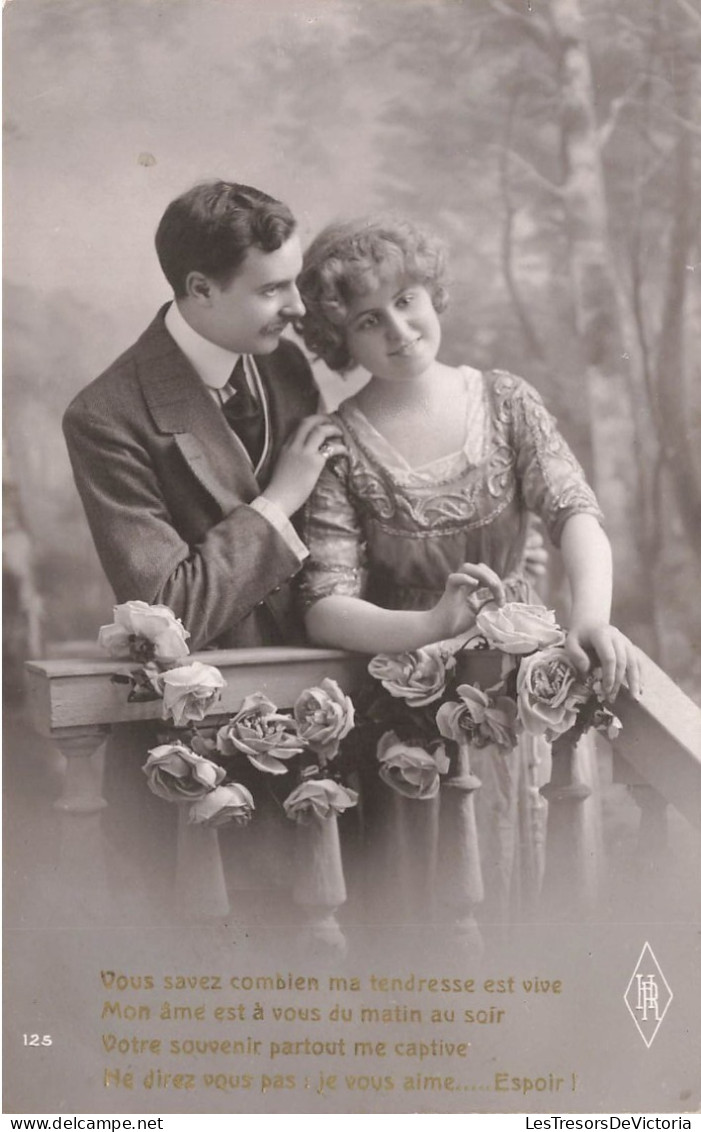 COUPLE - Couple Sur Un Balcon - Vous Savez Combien Ma Tendresse Est Vive - Carte Postale Ancienne - Couples